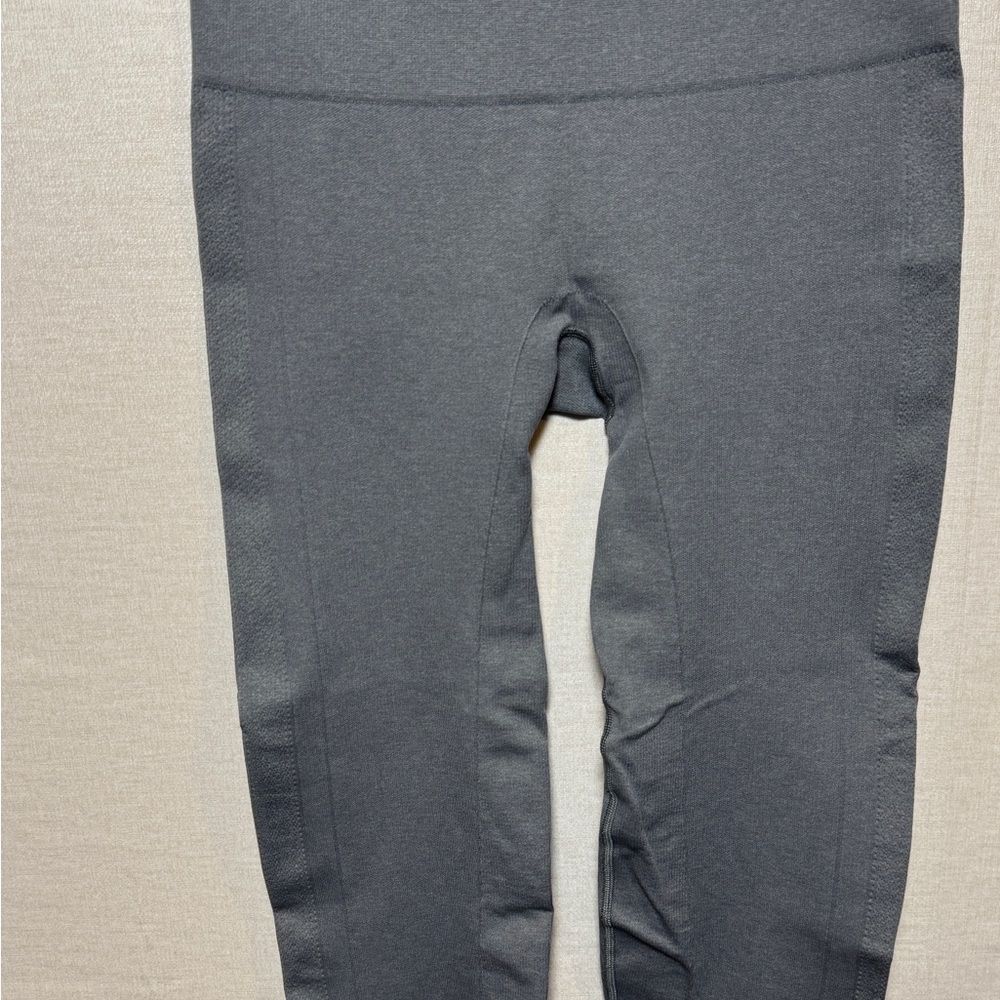 Lululemon Ebb To Street Leggings Gray Size 6 Ankle Pants Seamless Workout